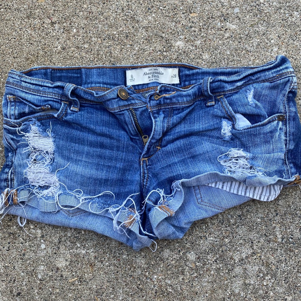 Abercrombie and Fitch Jean shorts!